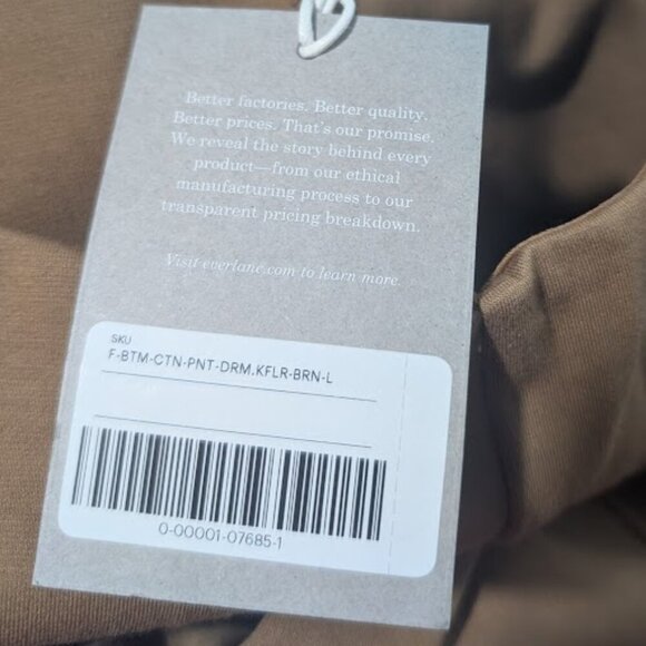 Everlane | The Dream Kick Flare Pant In Toasted Coconut - Picture 10 of 15